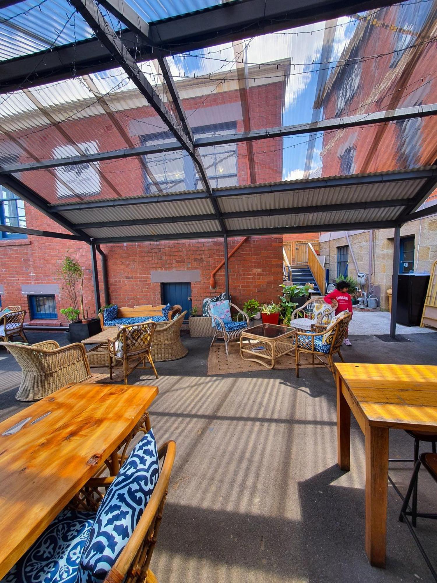 Assemblage Boutique Art B & B Hobart Exterior photo